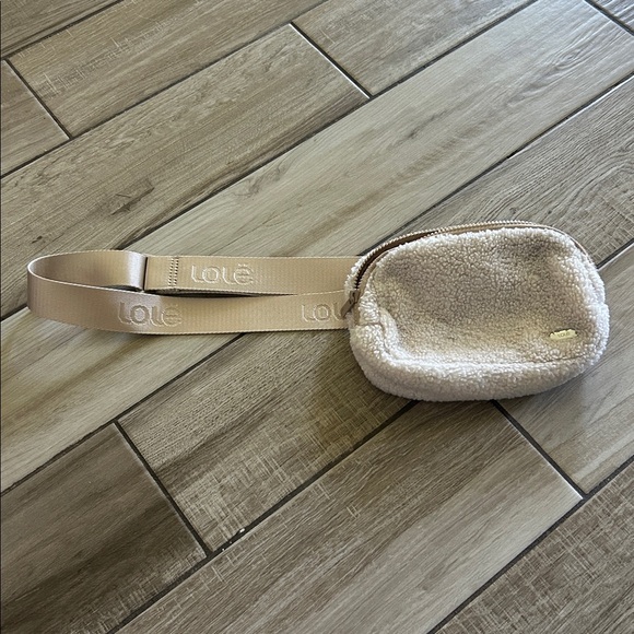 Lole Beige Fleece Belt Bag - Picture 1 of 6